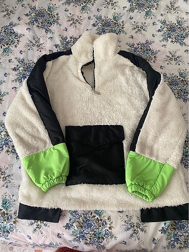 Peluş sweat