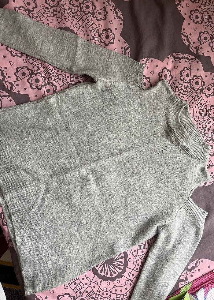 Gri yumoş kazak - Görsel 3