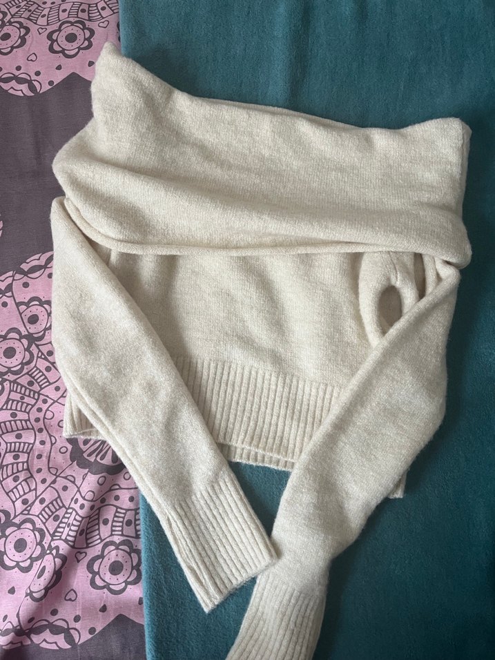 Madonna yaka yumoş kazak bej - Görsel 3