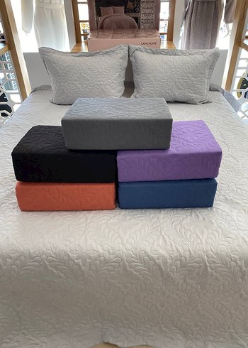 Çiçek Desenli Beyaz Yatak Örtüsü - Görsel 6