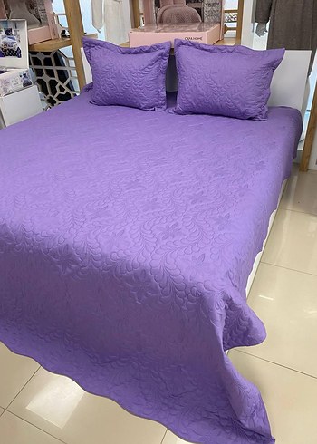 Çiçek Desenli Beyaz Yatak Örtüsü - Görsel 15