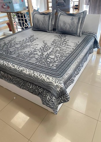 Çiçek Desenli Beyaz Yatak Örtüsü - Görsel 13