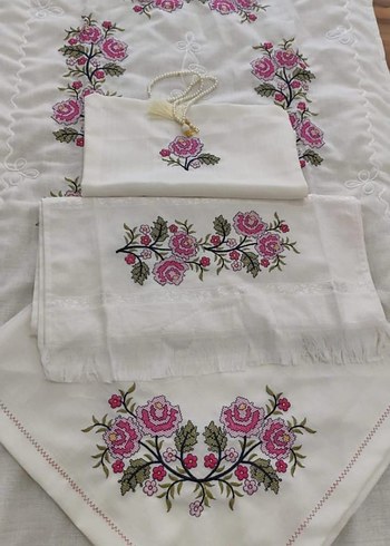 Nakışlı Beyaz Masa Örtüsü - Görsel 6