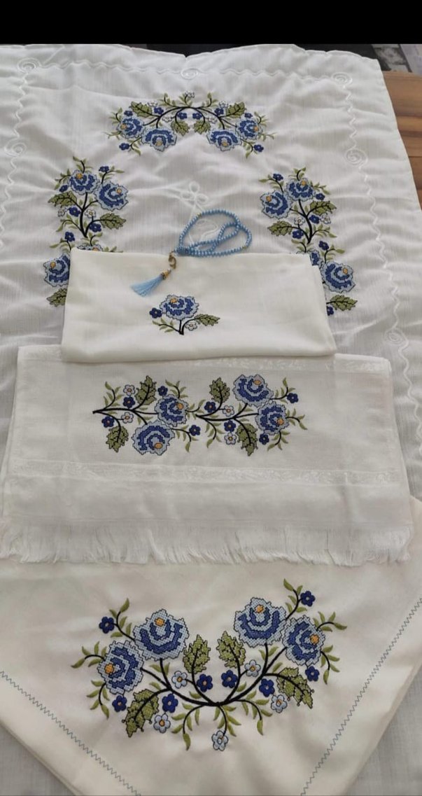 Nakışlı Beyaz Masa Örtüsü - Görsel 5