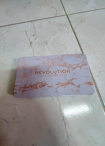 Beden Revolution far paleti