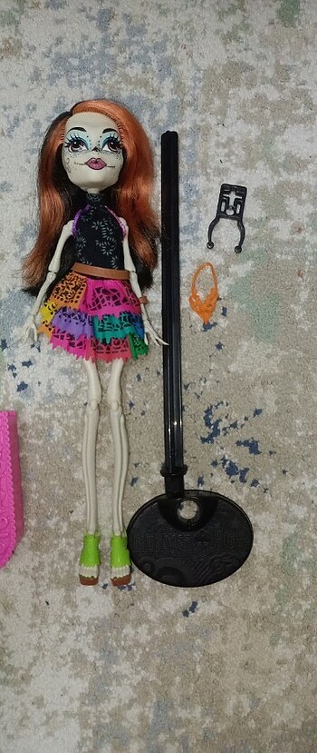  Beden Renk Monster high skelita 