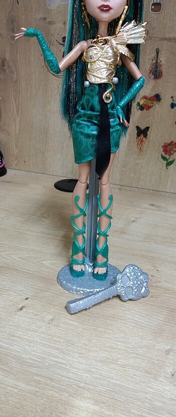 Beden Monster high satld
