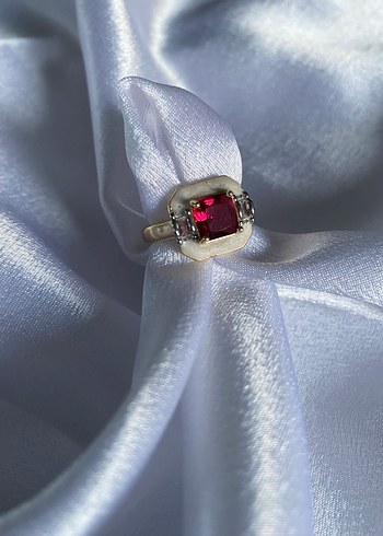 Kırmızı Taşlı Kadın Yüzük - Görsel 2