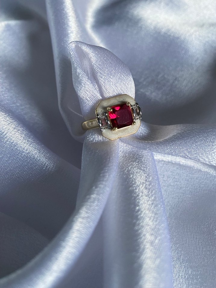 Kırmızı Taşlı Kadın Yüzük - Görsel 2