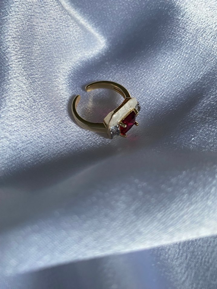 Kırmızı Taşlı Kadın Yüzük - Görsel 3