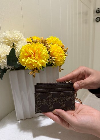 Vakko Zincir Detaylı Kahverengi Deri Kadın Cüzdan