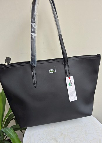  Beden siyah Renk Lacoste Siyah Deri Kadın Omuz Çantası