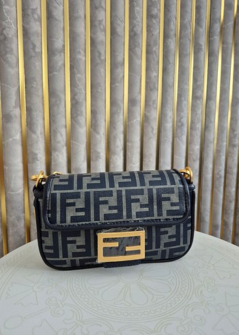 Fendi Tokalı Gri Lacivert Çanta - Görsel 3