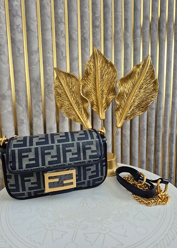 Fendi Tokalı Gri Lacivert Çanta - Görsel 15