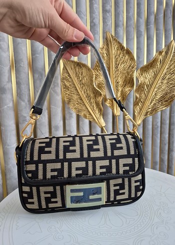 Kahverengi Zebra Desenli Fendi Tokalı Kadın Çanta - Görsel 7