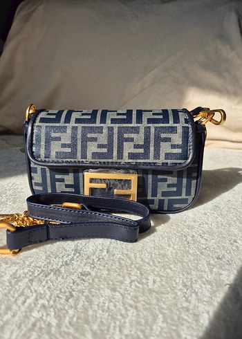 Kadın Mavi  Baskılı  Fendi Tokalı Çanta - Görsel 3