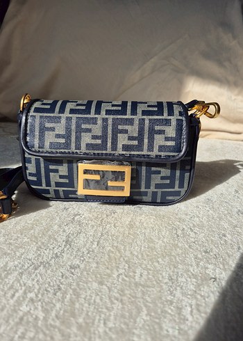 Kadın Mavi  Baskılı  Fendi Tokalı Çanta - Görsel 2