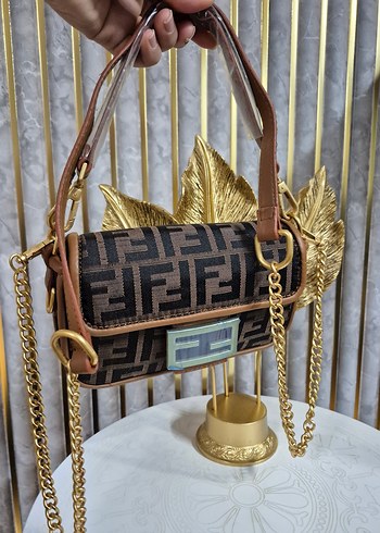 Fendi Boguette Mini Taba Baskılı Tokalı Kadın Çanta - Görsel 9