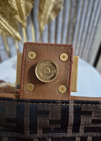 Fendi Boguette Mini Taba Baskılı Tokalı Kadın Çanta - Görsel 13