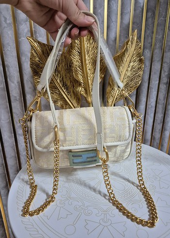 Krem Fendi Boguette Mini Zincir Detaylı  Kadın Çanta - Görsel 8
