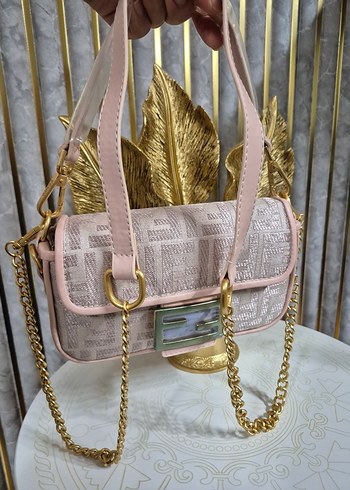 Fendi Boguette Mini Zincir Detaylı Pembe Modern Klasik Çanta - Görsel 12