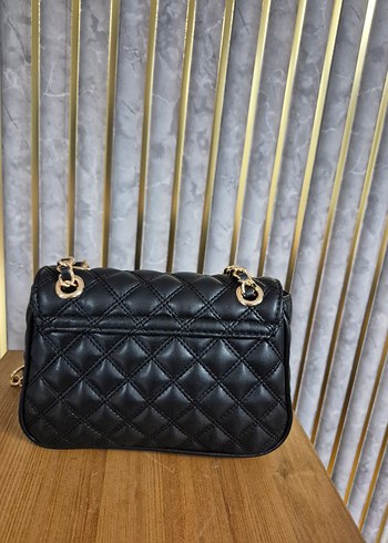 Guess Zincir Detaylı Siyah Deri Kadın Çanta - Görsel 13