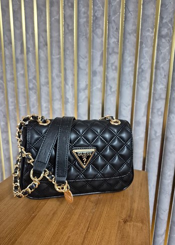 Guess Zincir Detaylı Siyah Deri Kadın Çanta - Görsel 5