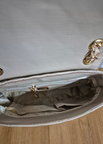 Guess Bej Deri Kemerli Kadın Çanta - Görsel 14