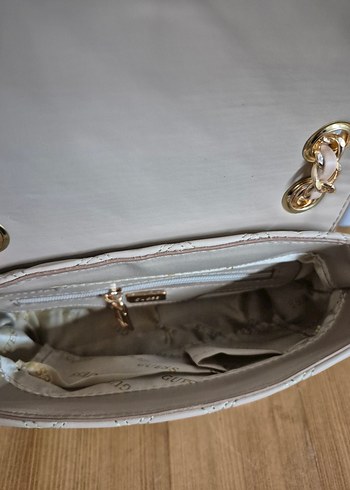 Guess Bej Deri Kemerli Kadın Çanta - Görsel 15