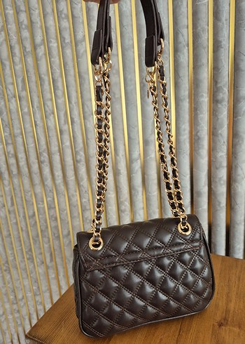 Guess Kahverengi  zincir Detaylı Deri Kadın Çanta - Görsel 9