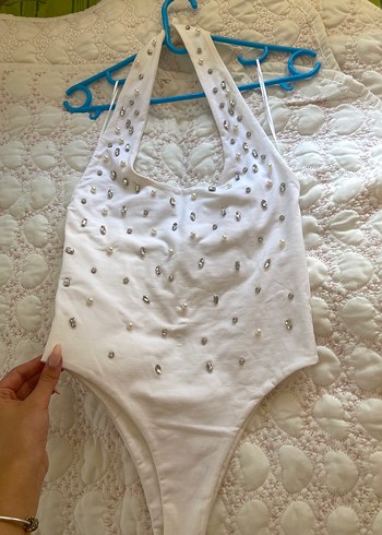 xs Beden Taşlı mücevher detaylı zara bodysuit