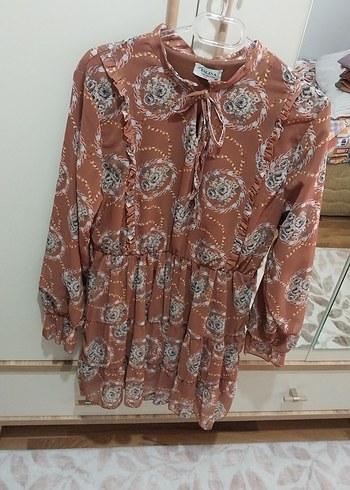 Volanlı, uzun kollu, bağcıklı bohem tunik - Görsel 5