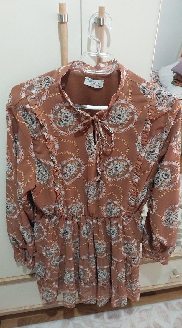 Volanlı, uzun kollu, bağcıklı bohem tunik - Görsel 4