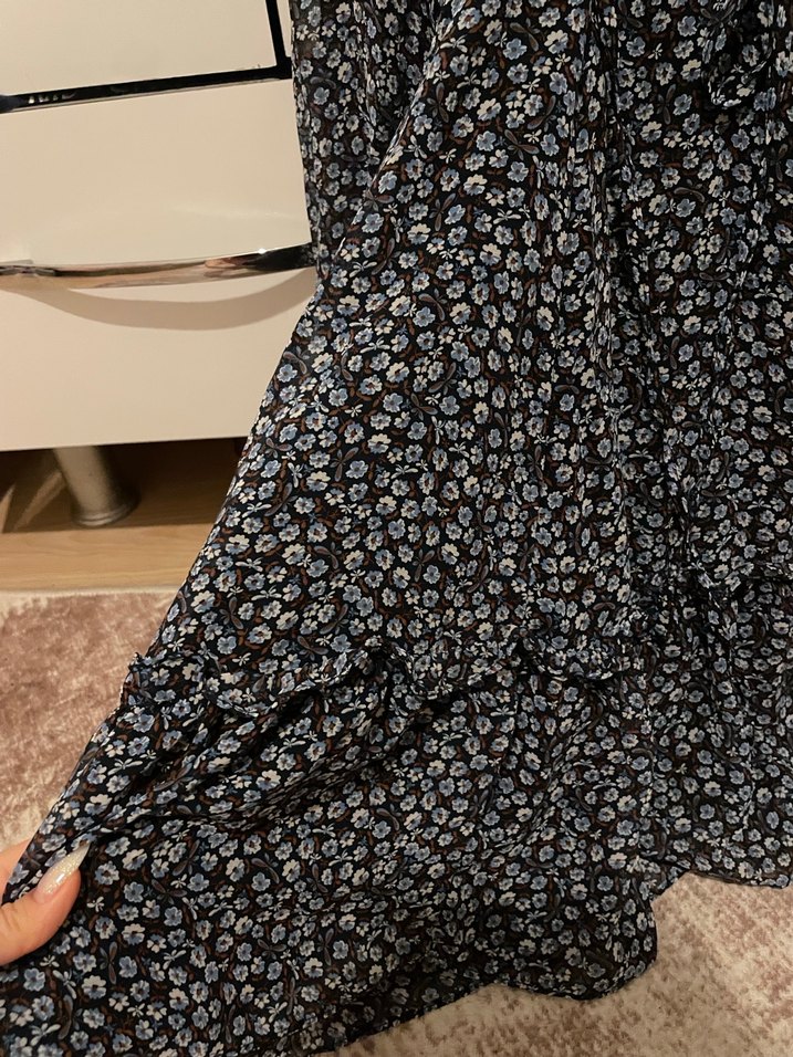 Uzun Kollu V Yaka Midi Elbise - Görsel 2