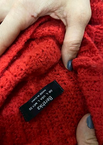 Kırmızı Boğazlı Triko Kadın Kazak - Görsel 2