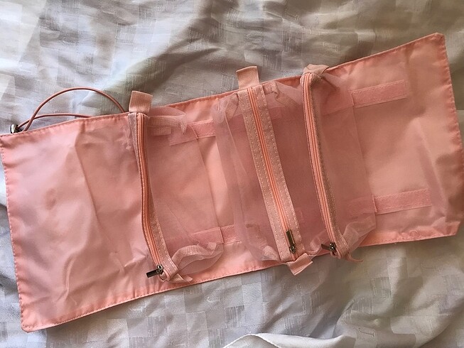 3 Bölmeli pembe makyaj çantası