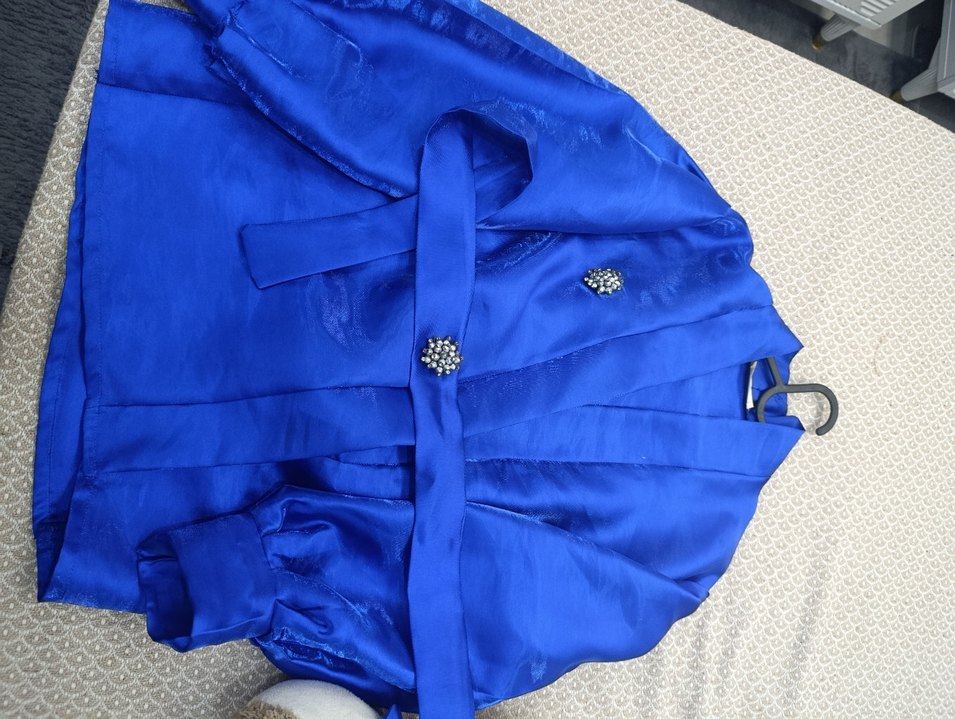 Mavi Parlak Saten Kemerli V Yaka Tunik - Görsel 2