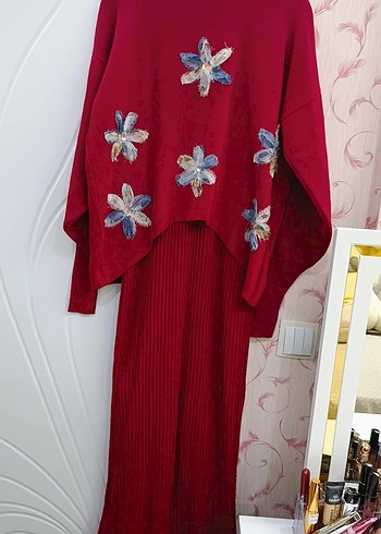 Bordo Nakışlı Uzun Triko Elbise - Görsel 2