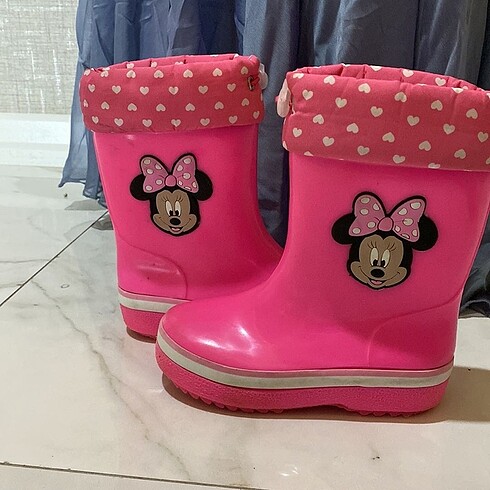 Minnie mouse figürlü çizme