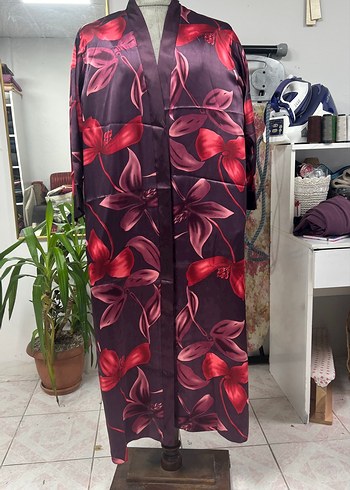 Bordo Çiçek Desenli Uzun Kadın Kimono sabahlık - Görsel 5