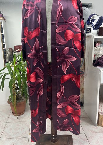 Bordo Çiçek Desenli Uzun Kadın Kimono sabahlık - Görsel 6
