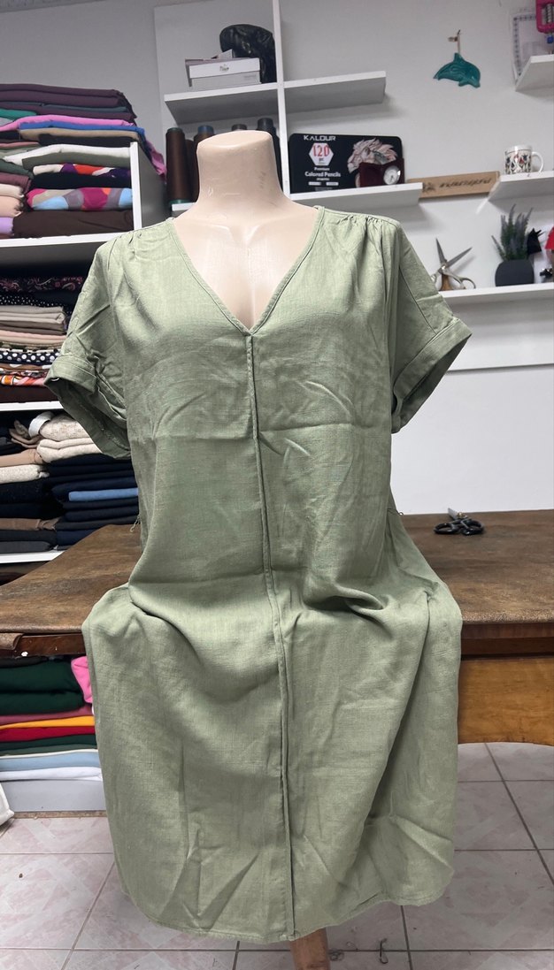 Kadın V Yaka Keten Midi Elbise - Görsel 5