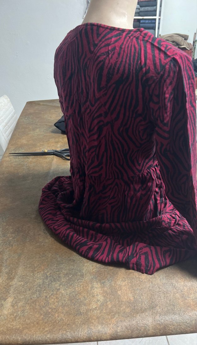 Bordo Zebra Desenli Uzun Kollu Hamile Tunik - Görsel 5