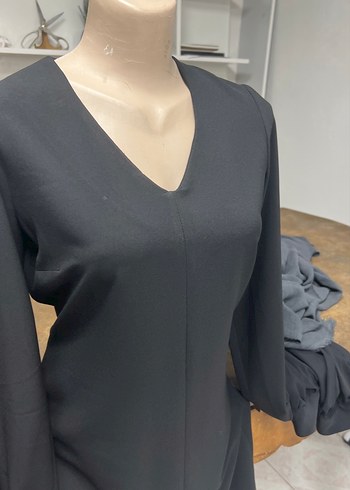 Kadın Siyah Midi Ofis Elbisesi V Yaka - Görsel 8