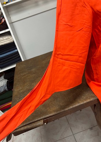 Turuncu V Yaka Uzun Kollu Kadın Tunik - Görsel 3