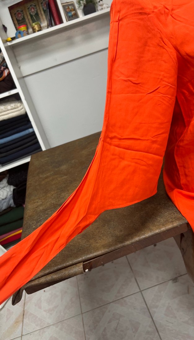 Turuncu V Yaka Uzun Kollu Kadın Tunik - Görsel 3