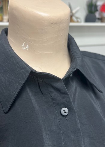 Düğmeli Siyah Kadın Uzun Kollu Gömlek - Görsel 5