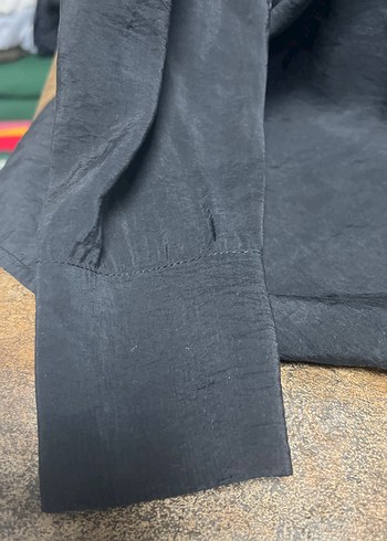 Düğmeli Siyah Kadın Uzun Kollu Gömlek - Görsel 2