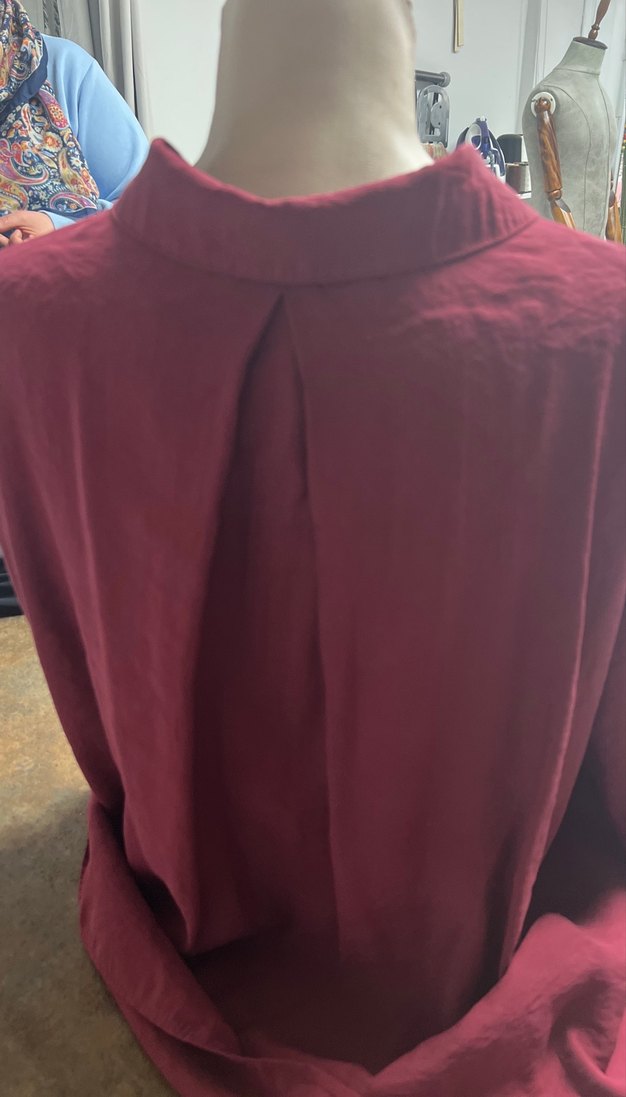 Bordo Düğmeli Kadın Gömlek - Görsel 3