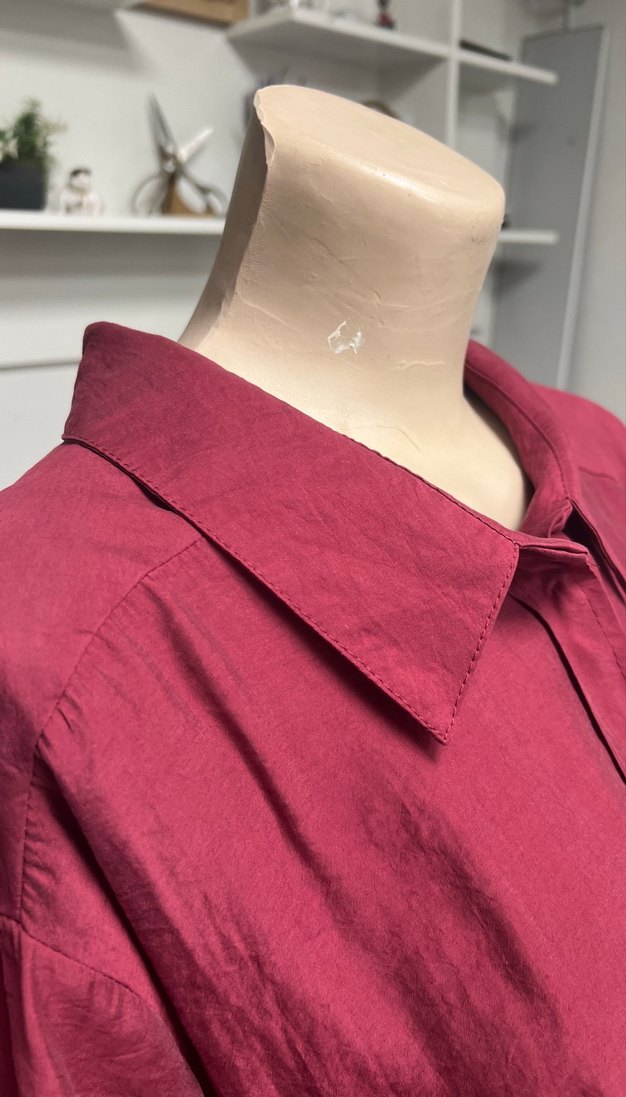 Bordo Düğmeli Kadın Gömlek - Görsel 2